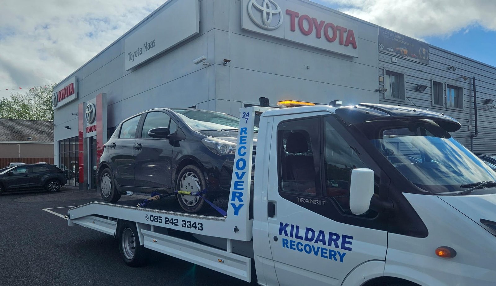 Kildare Recovery truck transporting a vehicle